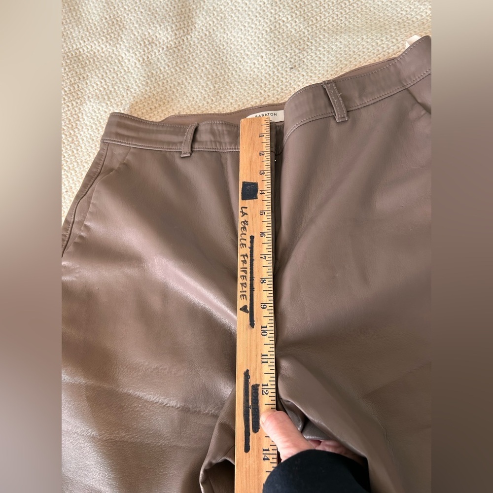 Babaton cropped vegan leather pant - Picture 9 of 12